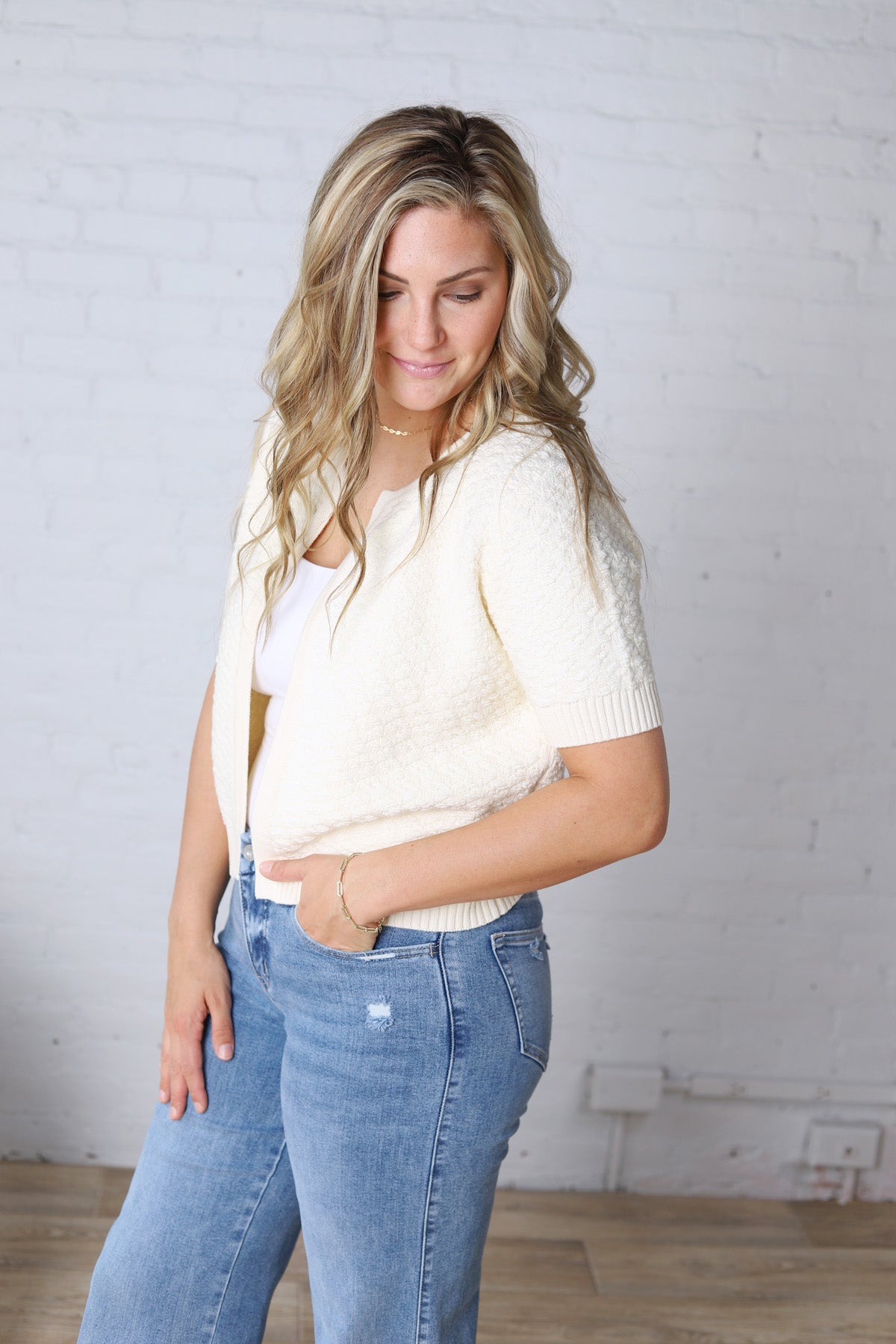 Nolyn Textured Short Sleeve Cardigan - Off White