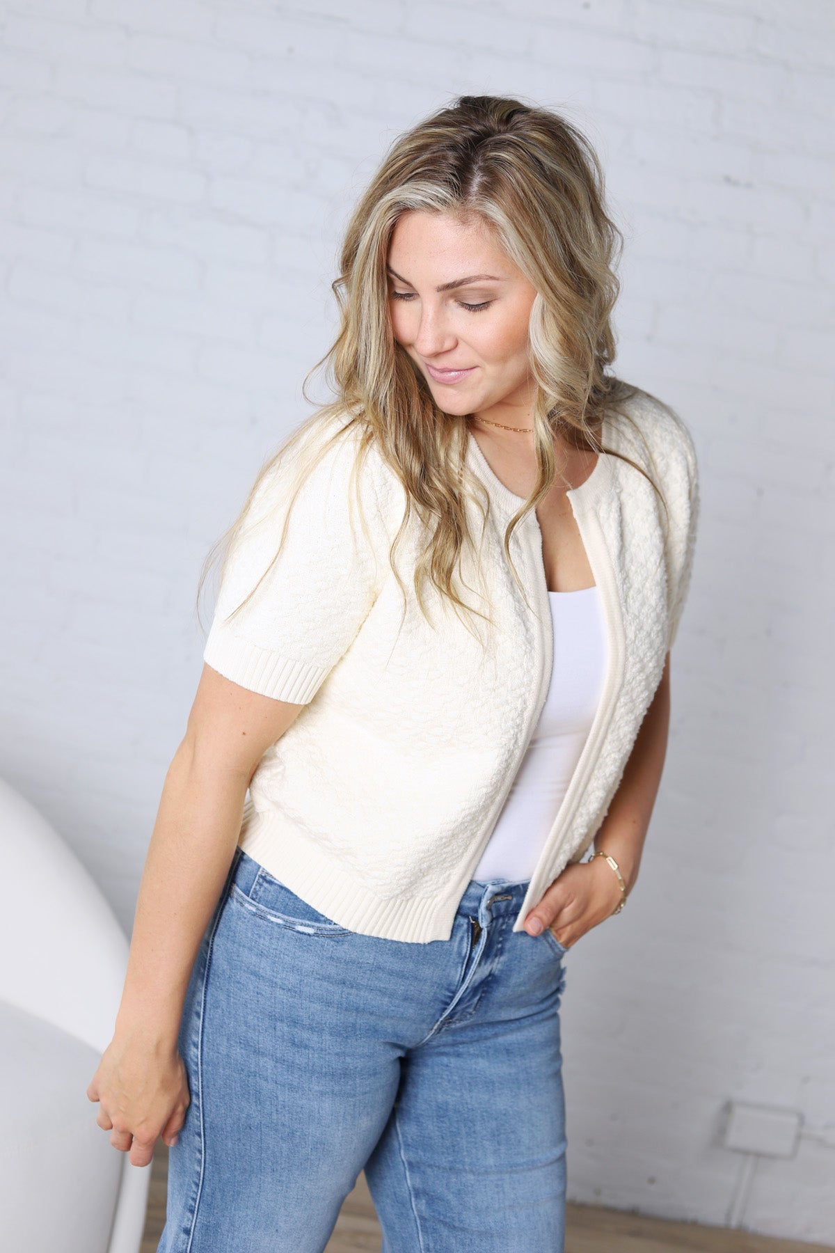 Nolyn Textured Short Sleeve Cardigan - Off White