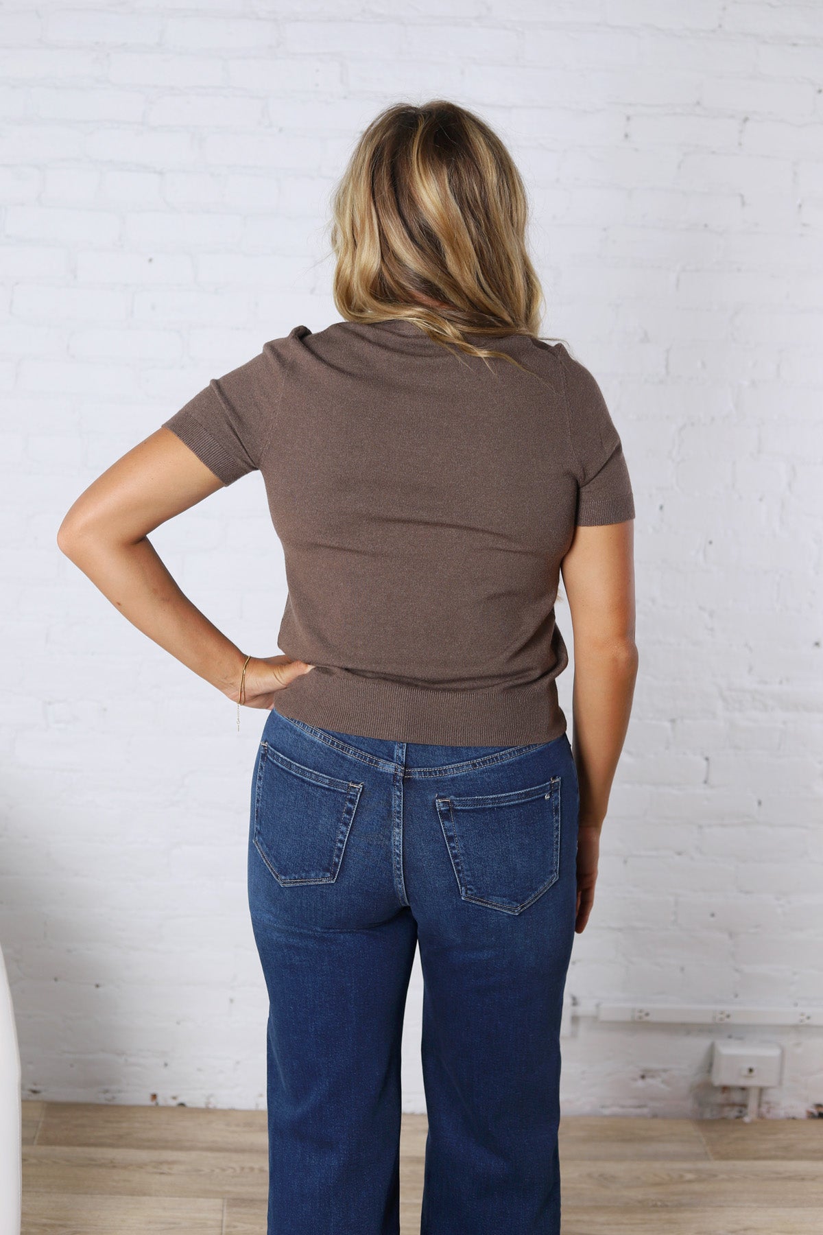 Nora Basic Short Sleeve Sweater Top - Choco