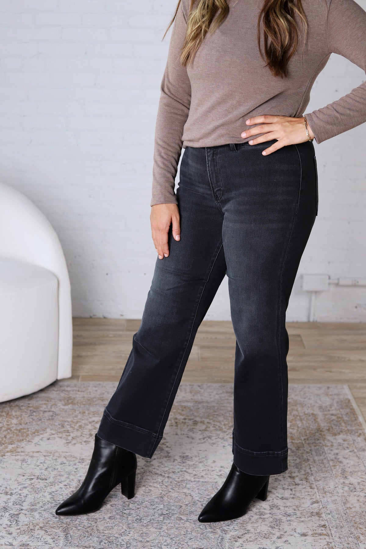 Nori Wash Black Wide Leg - Risen Jeans SALE