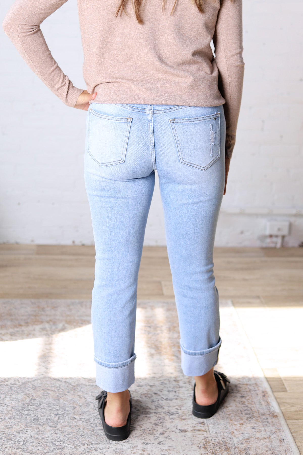 Novara Mid-Rise Cuffed Straight Leg - Light Beach Blue - FINAL SALE