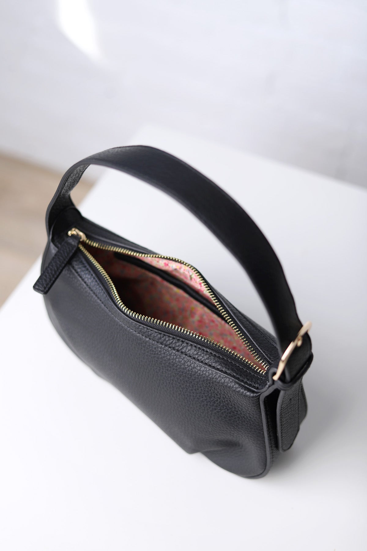 Odette Shoulder Bag - Black