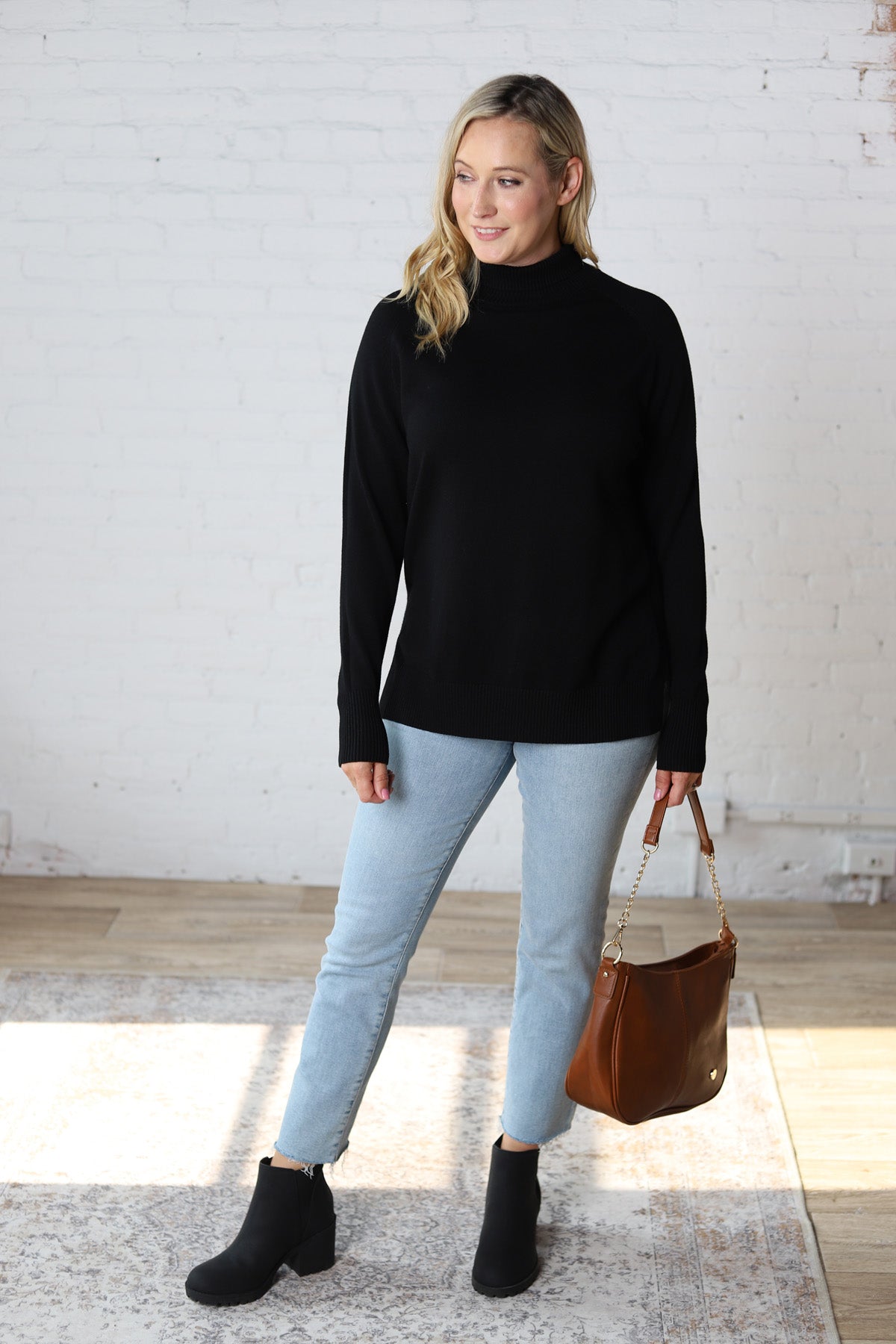 Paxtyn Oversized High Neck Sweater - Black