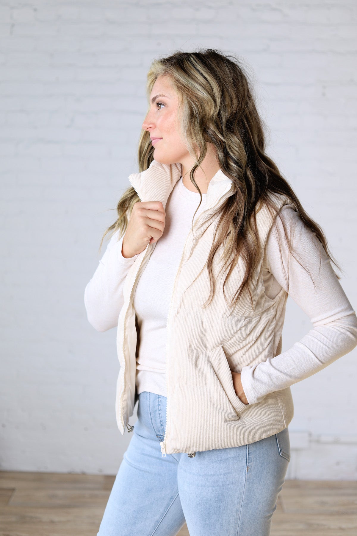 Piper Corduroy Puffer Vest - Ecru