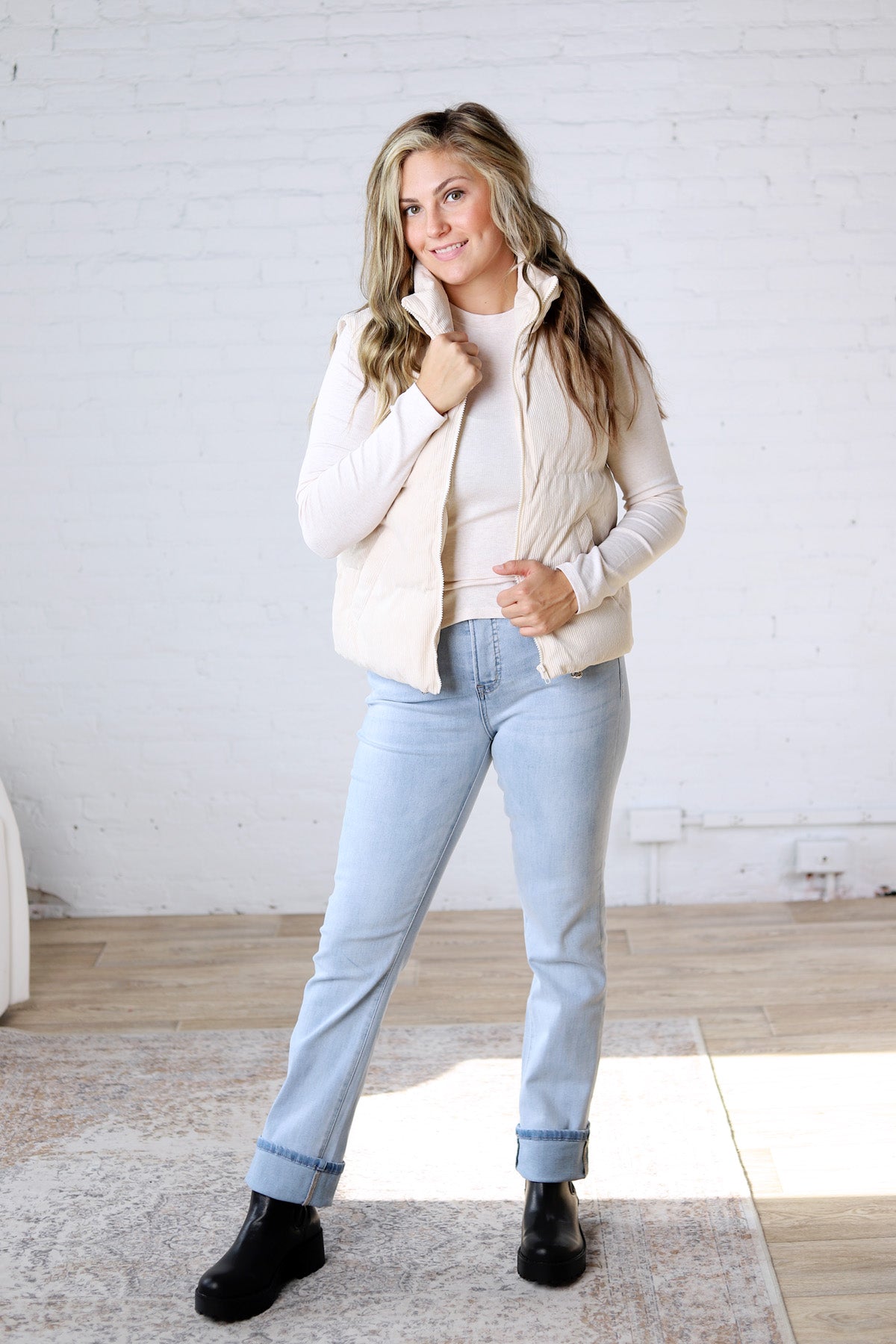 Piper Corduroy Puffer Vest - Ecru