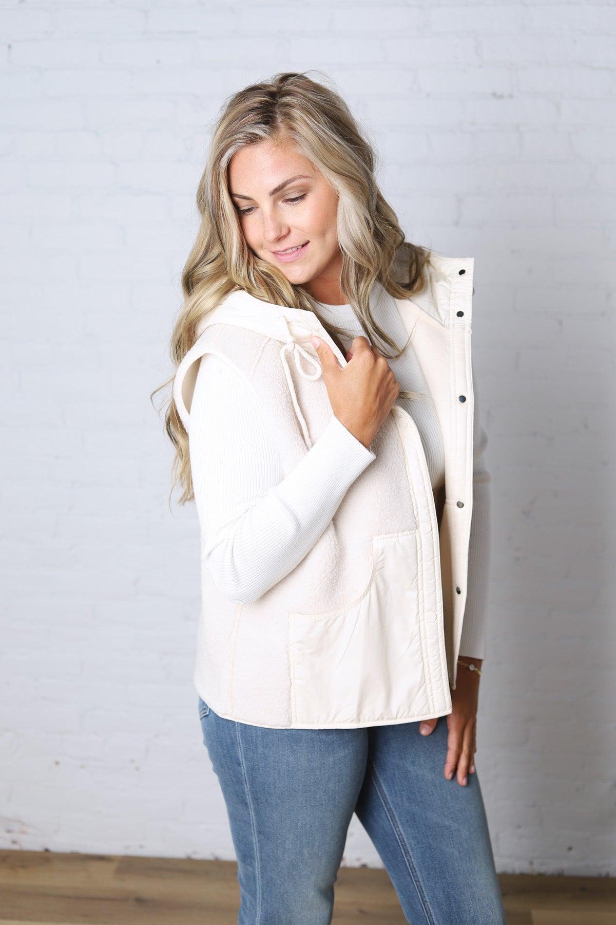Posie Sherpa Fleece Hooded Vest - Ecru