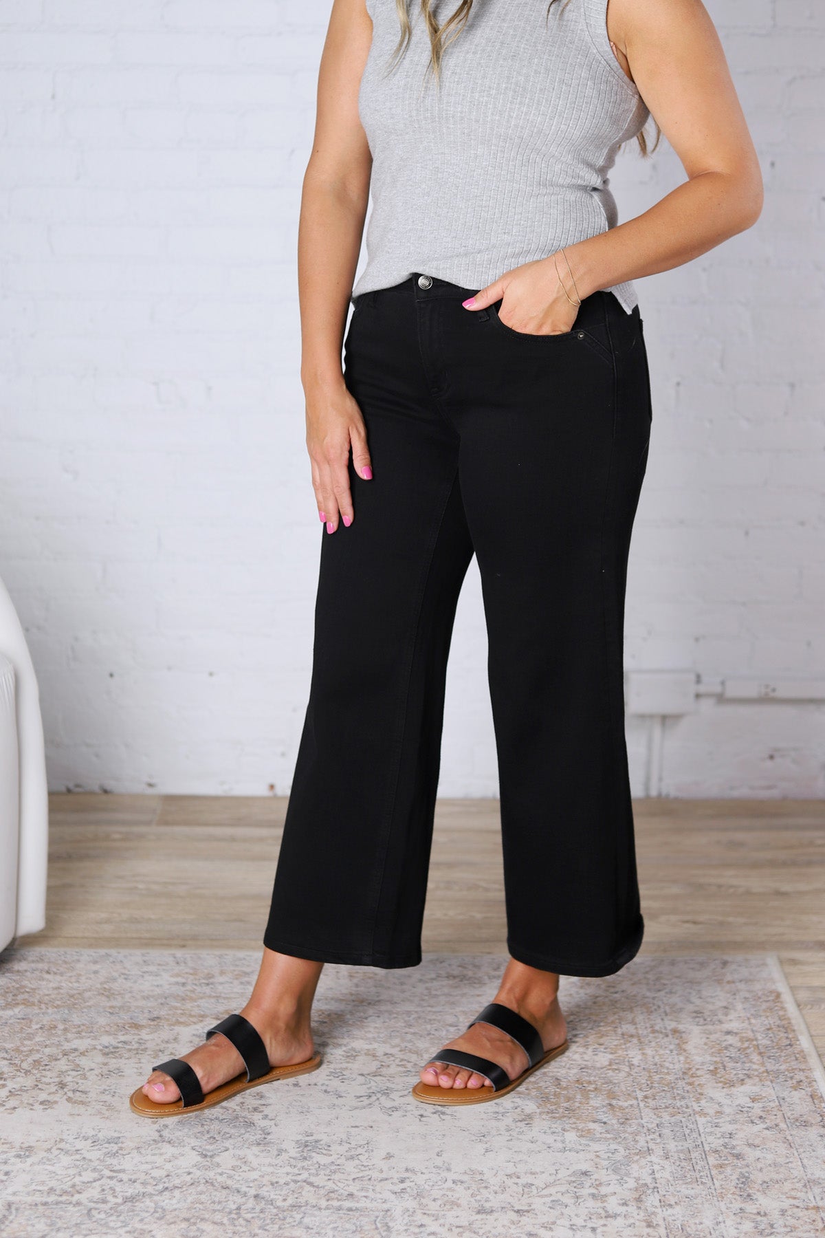 Rosaline Mid-Rise Wide Leg Crop