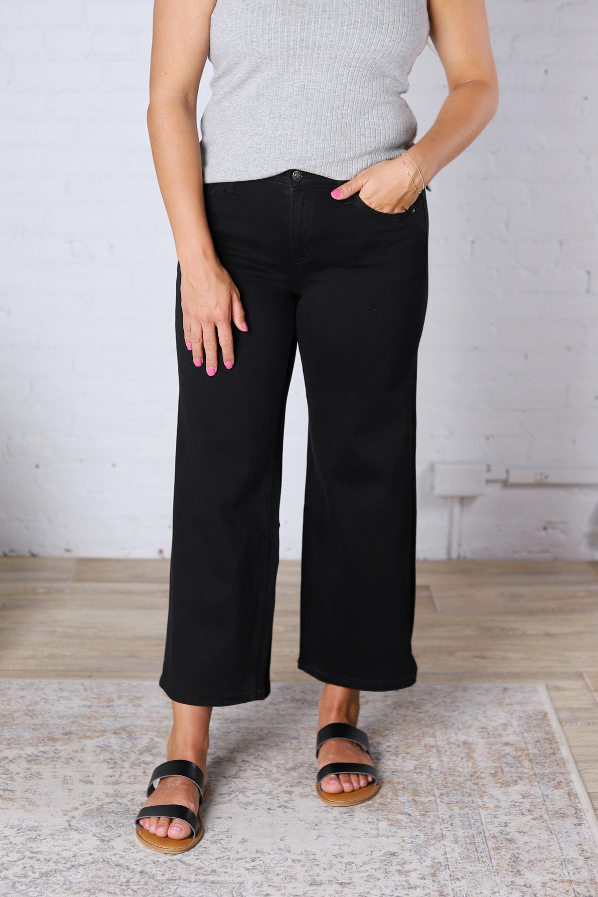 Rosaline Mid-Rise Wide Leg Crop