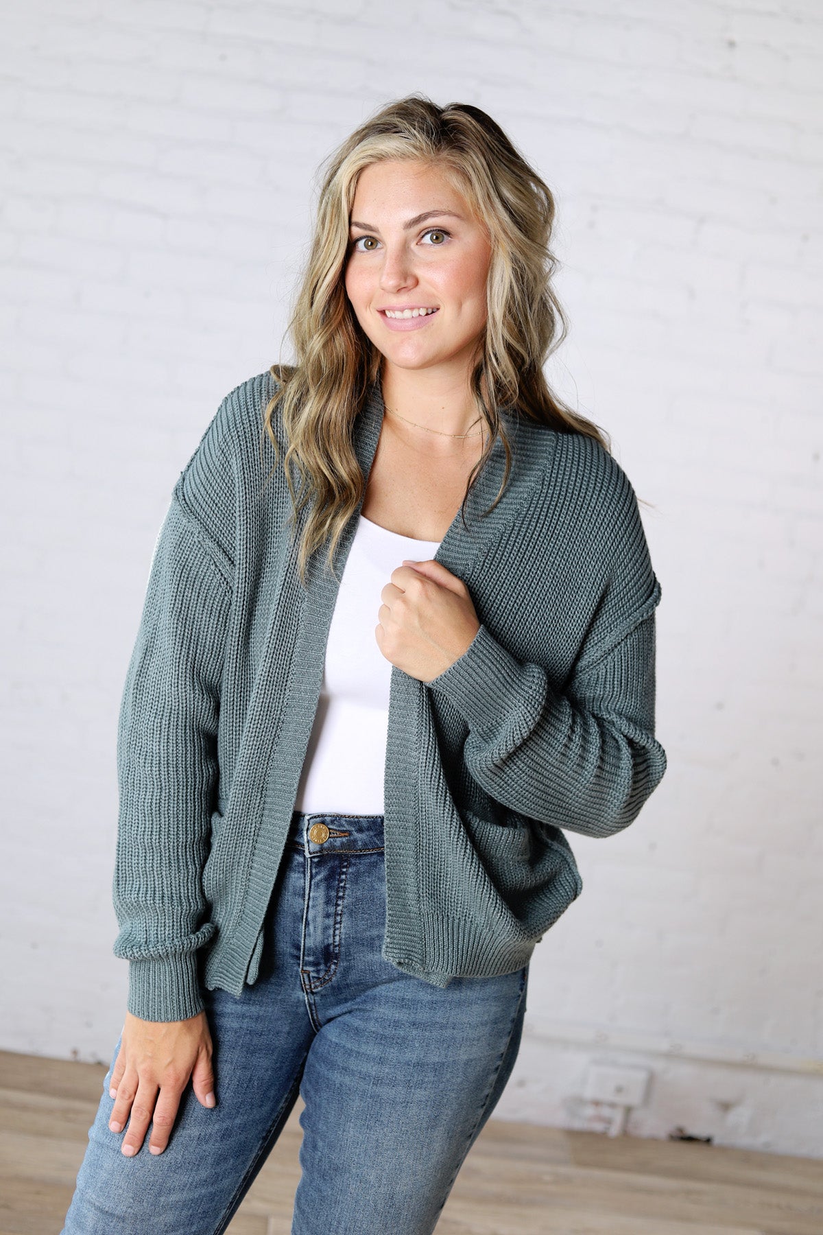 Sable Chunky Ribbed Knit Raw Seam Cardigan - Emerald Blue