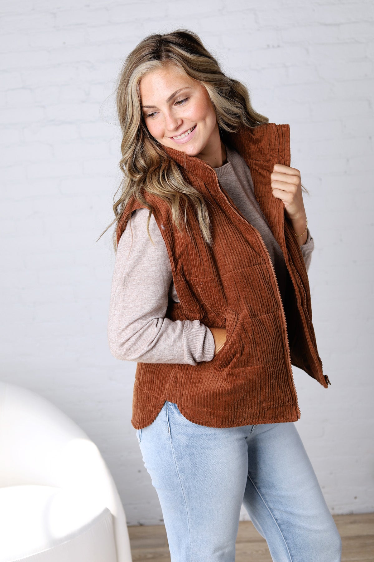 Saylor Quilted Corduroy Puffer Vest - Camel