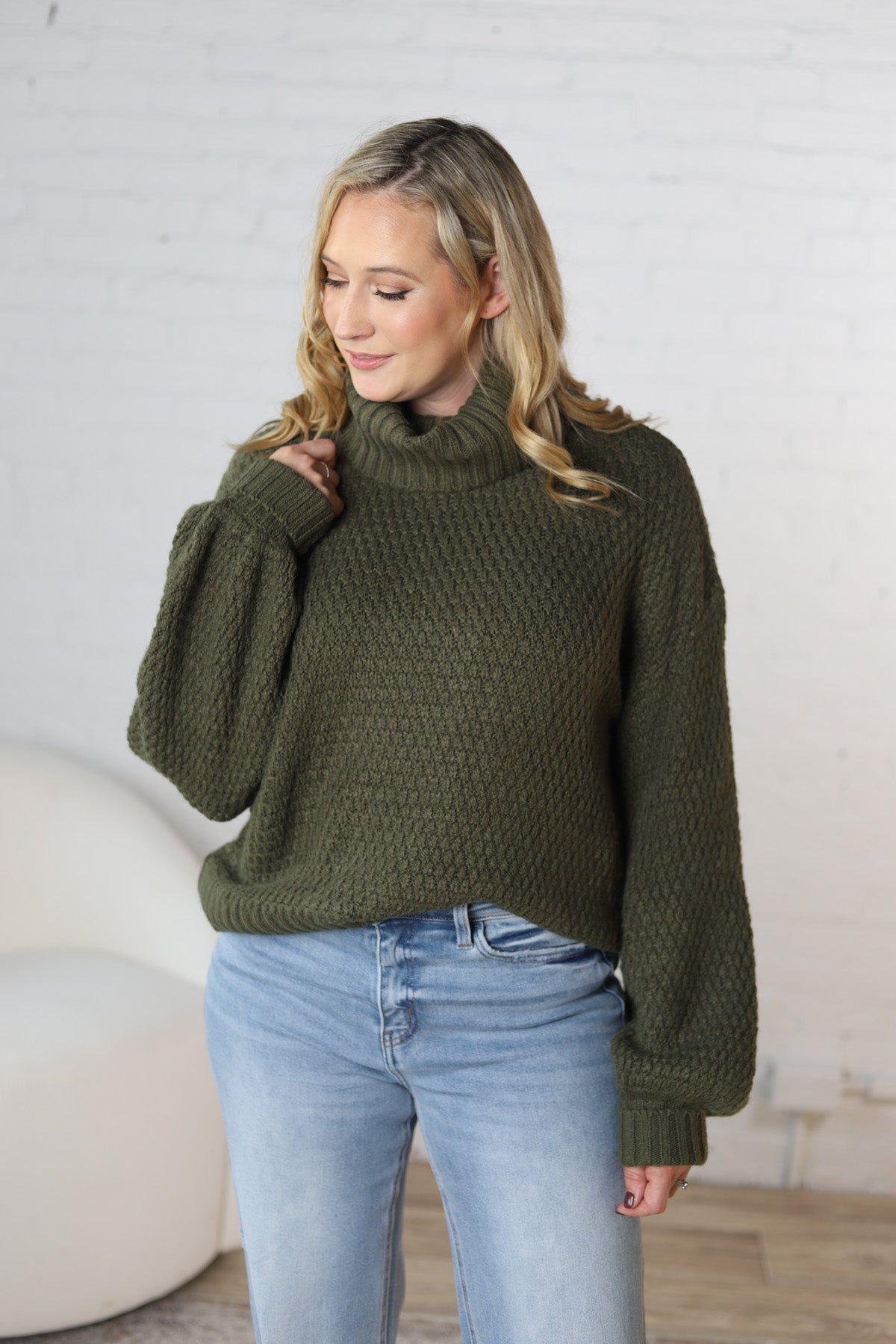 Sienne Textured Turtleneck Sweater - Olive