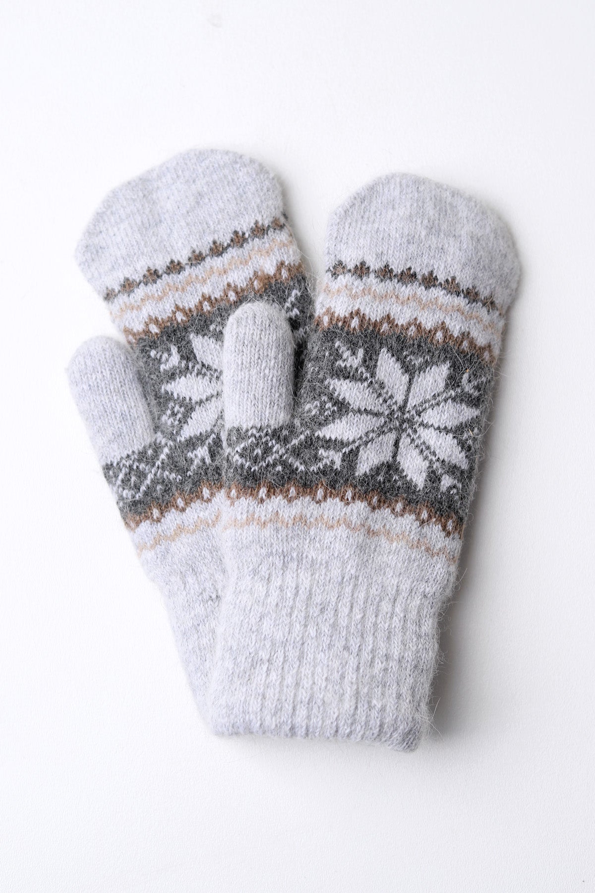 Snowflake Mittens w/ Sherpa Lining: Grey
