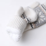 Snowflake Mittens w/ Sherpa Lining: Ivory