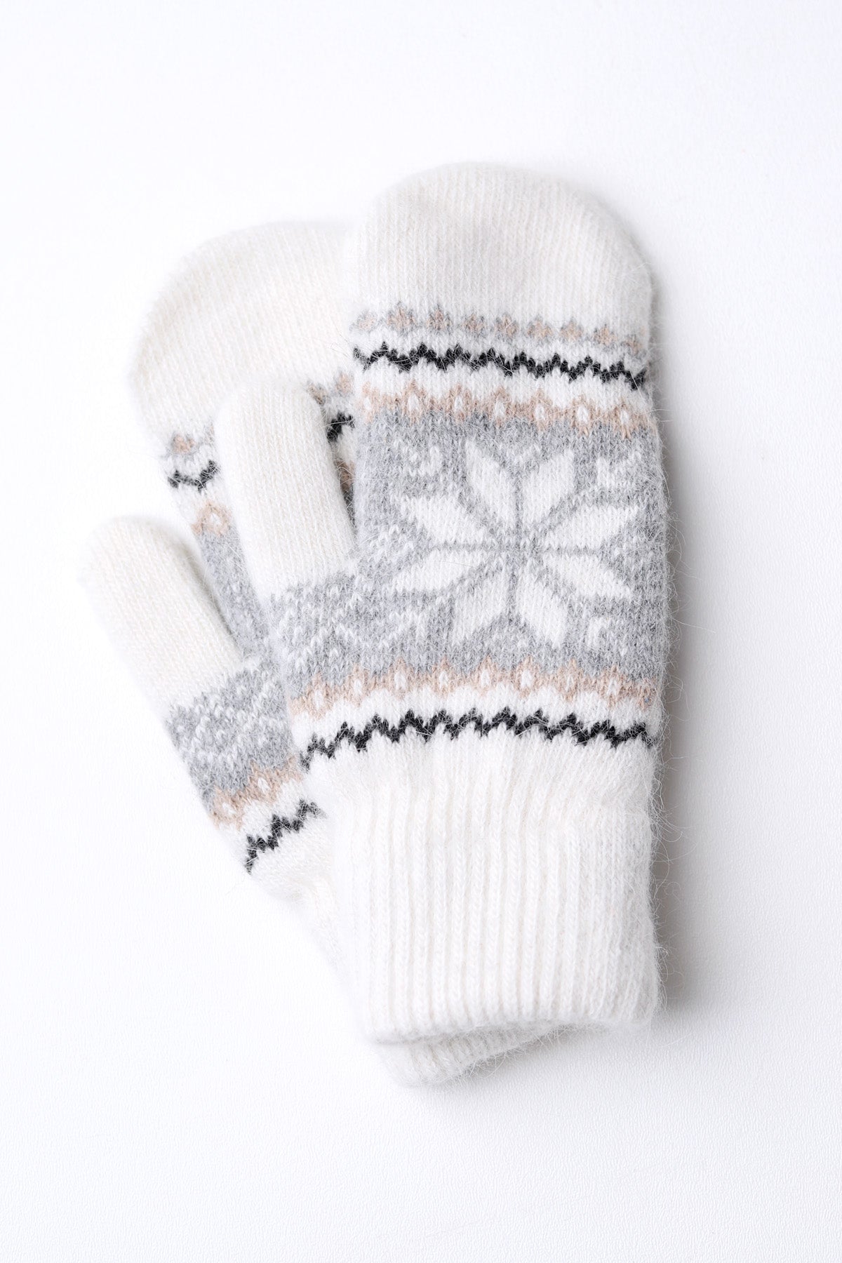 Snowflake Mittens w/ Sherpa Lining: Ivory