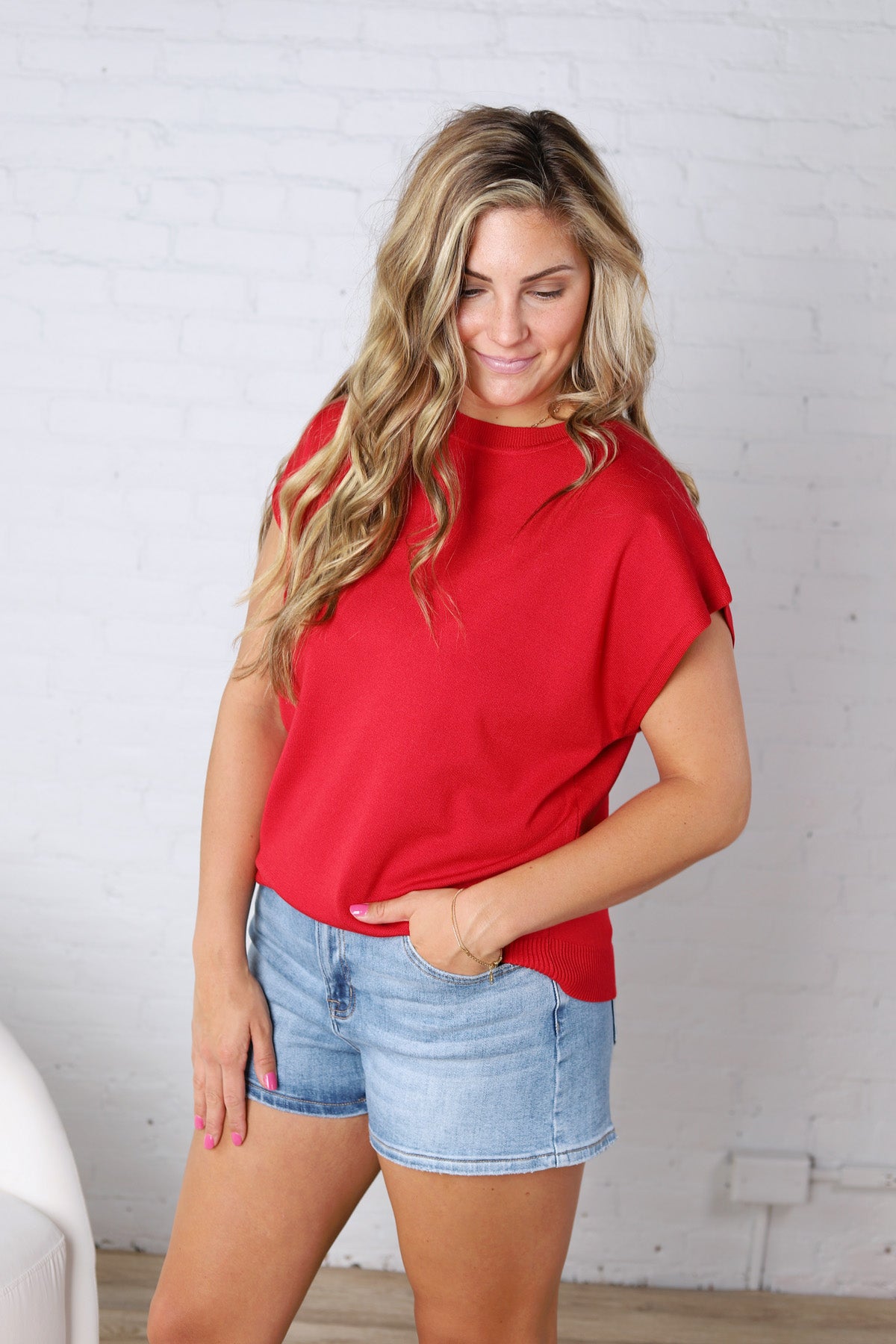 Stella Viscose Short Sleeve Sweater - Red