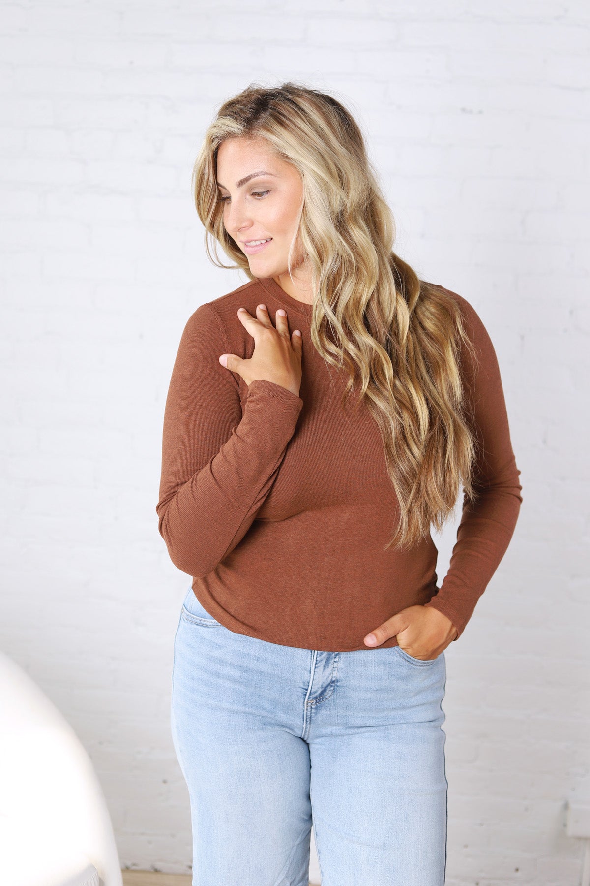 Sylvia Ribbed Crewneck Basic Top - Rust