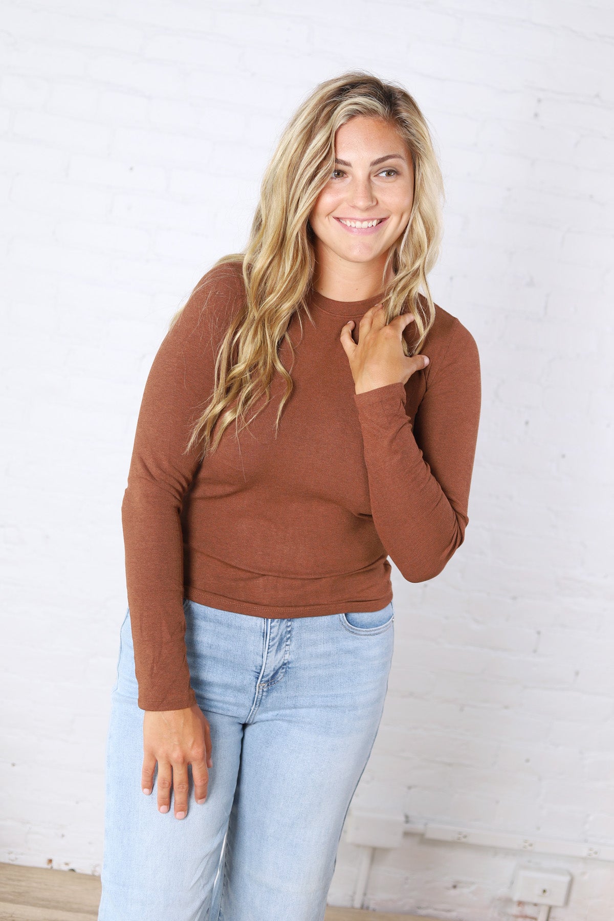 Sylvia Ribbed Crewneck Basic Top - Rust