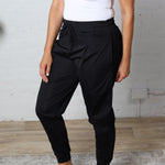 Tae Pleated Front Joggers - Black