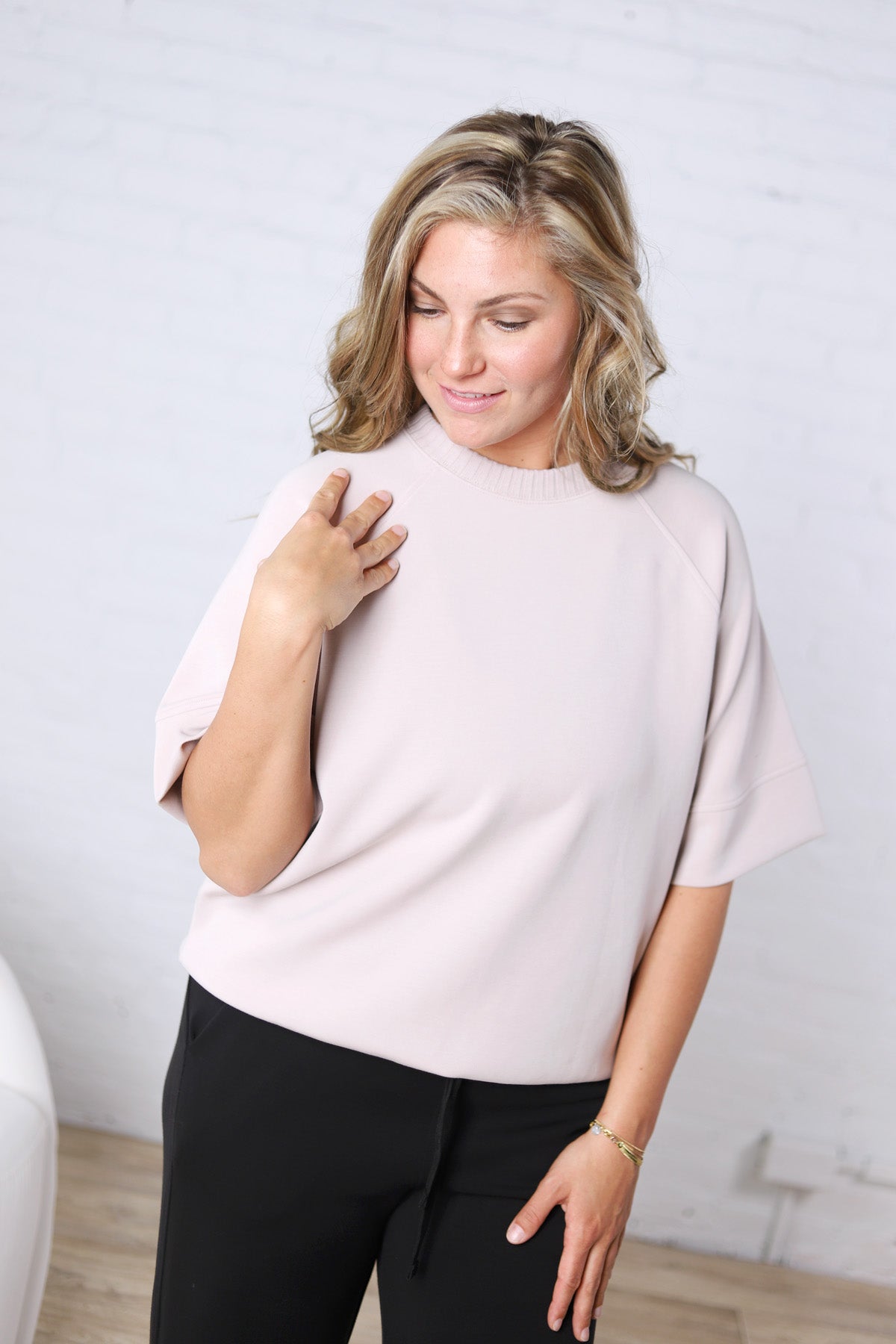 Tavyn Modal Scuba Luxe Short Sleeve Top - Mocha Cream