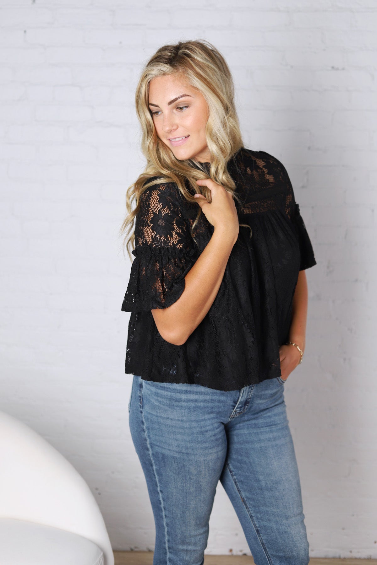 Thea Lace Ruffled Swing Top - Black