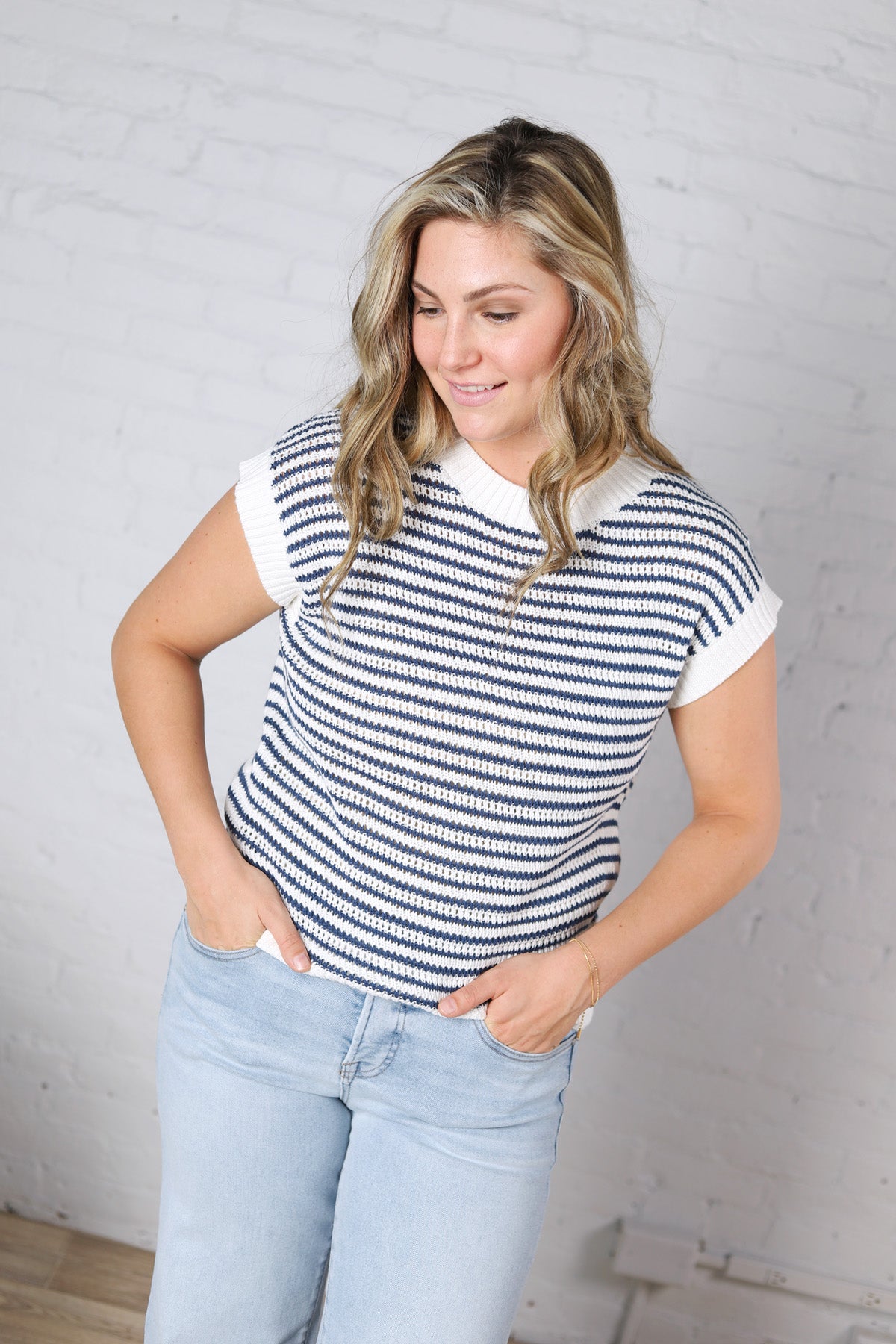 Tove Textured Stripe Sweater Top - Ivory/Navy