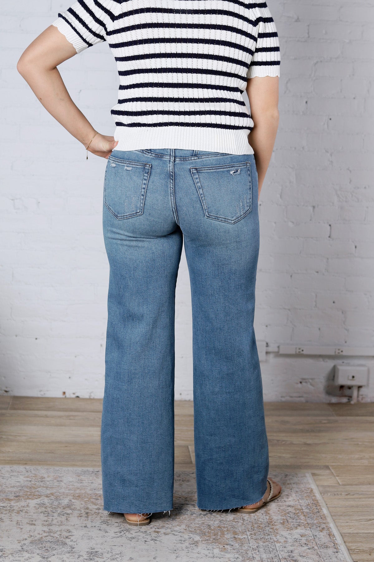 Willa Mid Rise WL Vintage Wash Denim - Vintage Blue