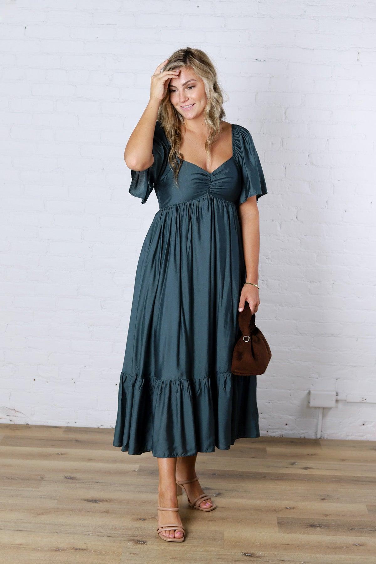Winslet Willow Sweetheart Smocked Midi Dress