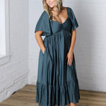 Winslet Willow Sweetheart Smocked Midi Dress