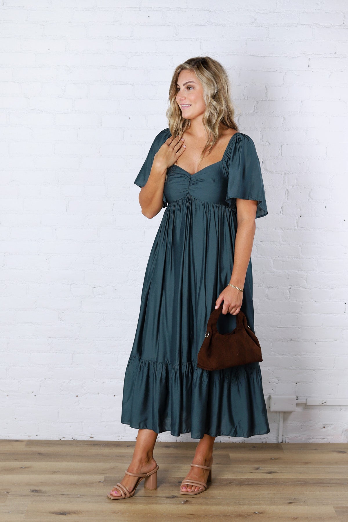 Winslet Willow Sweetheart Smocked Midi Dress