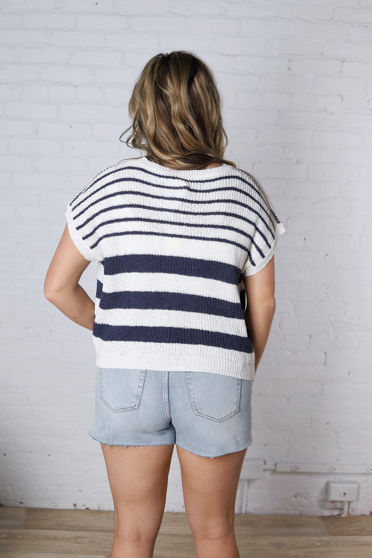 Zayra Multi Striped Sweater Top - Offwhite/Navy